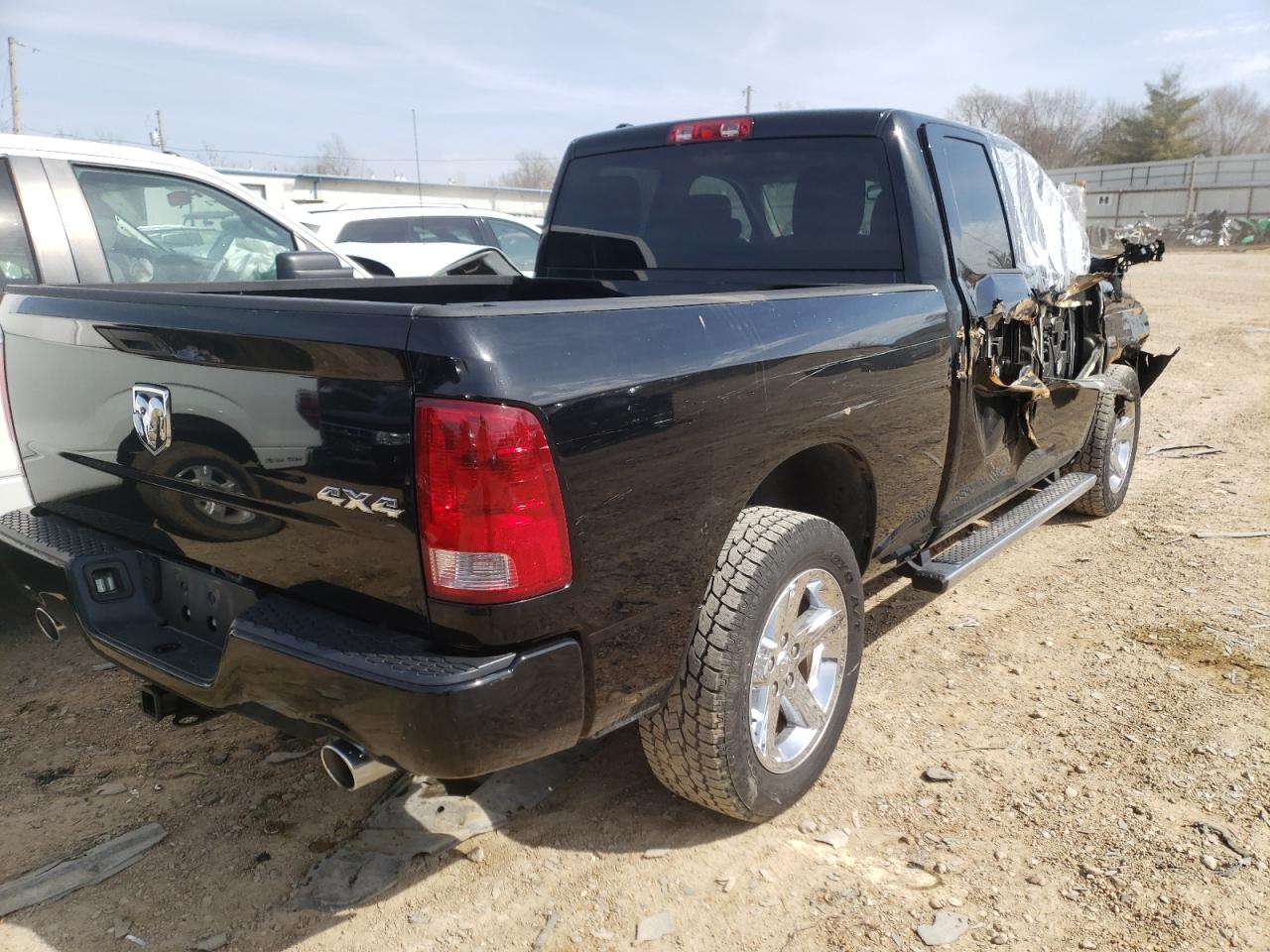 Photo 4 from auction – 2014 RAM 1500 ST with VIN 1C6RR7FT9ES130496