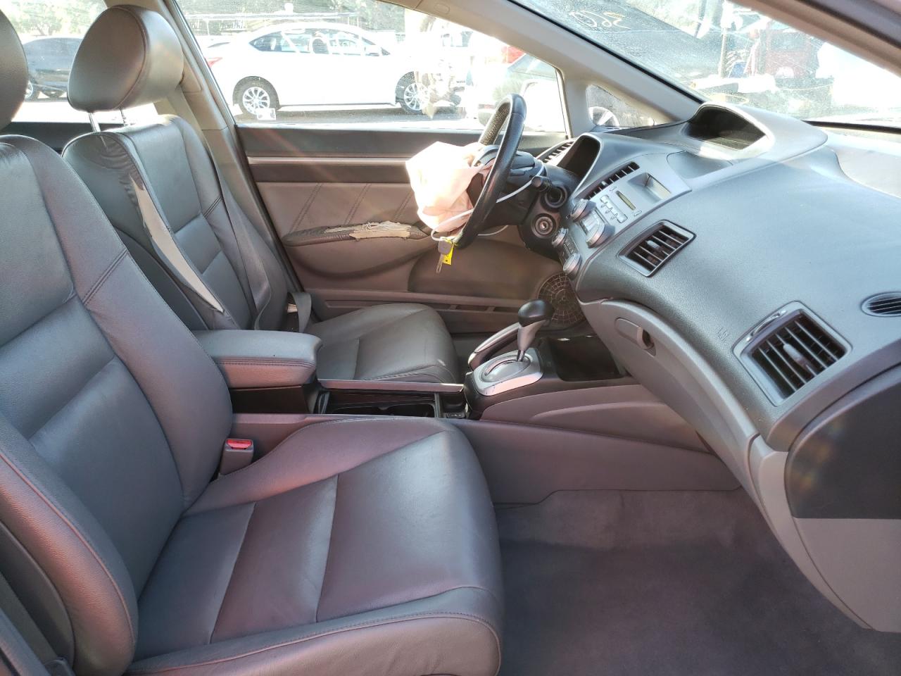 Photo 5 from auction – 2010 HONDA CIVIC EXL with VIN 19XFA1F95AE055569