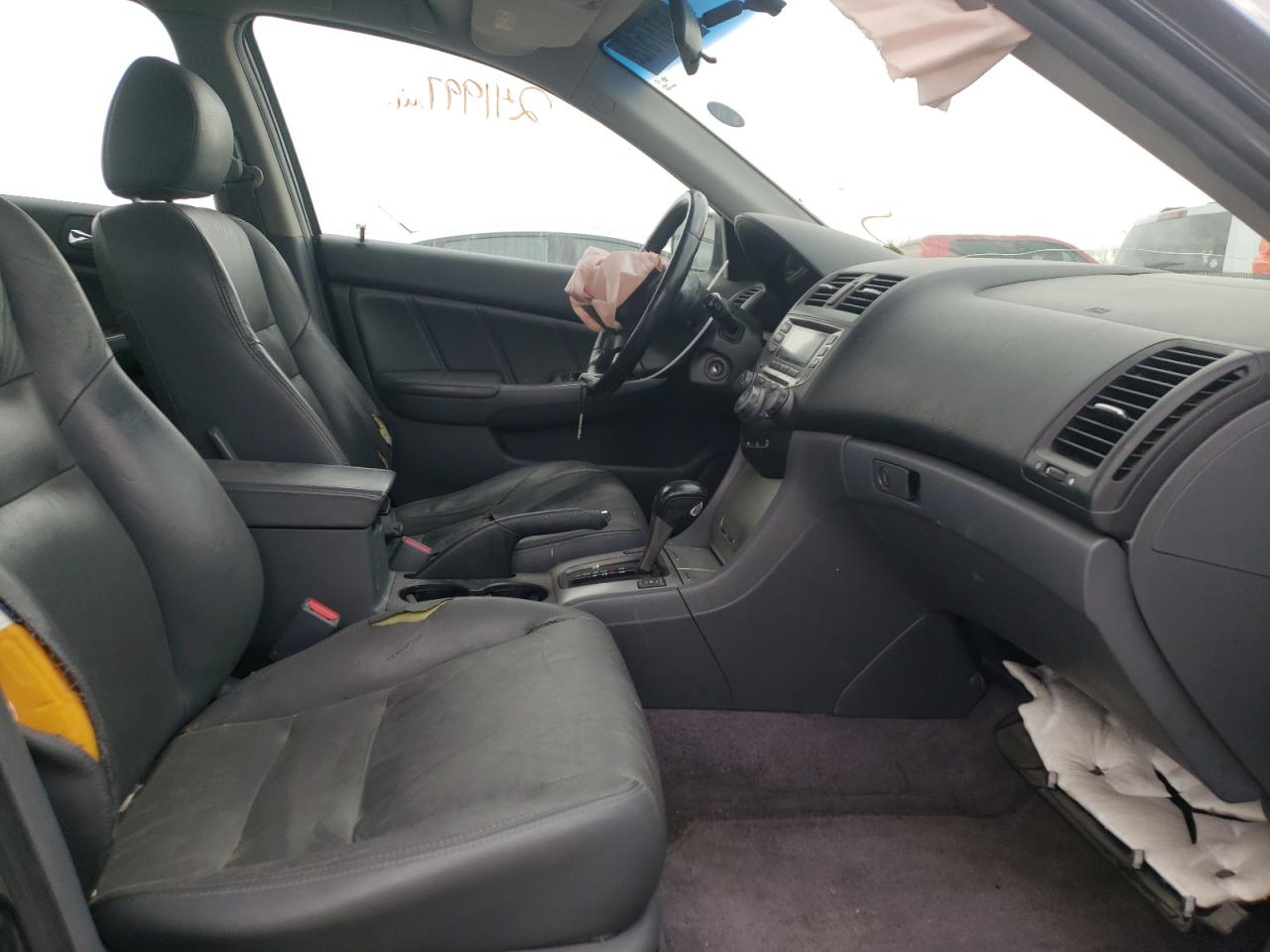 Photo 5 from auction – 2006 HONDA ACCORD with VIN JHMCM56876C005360