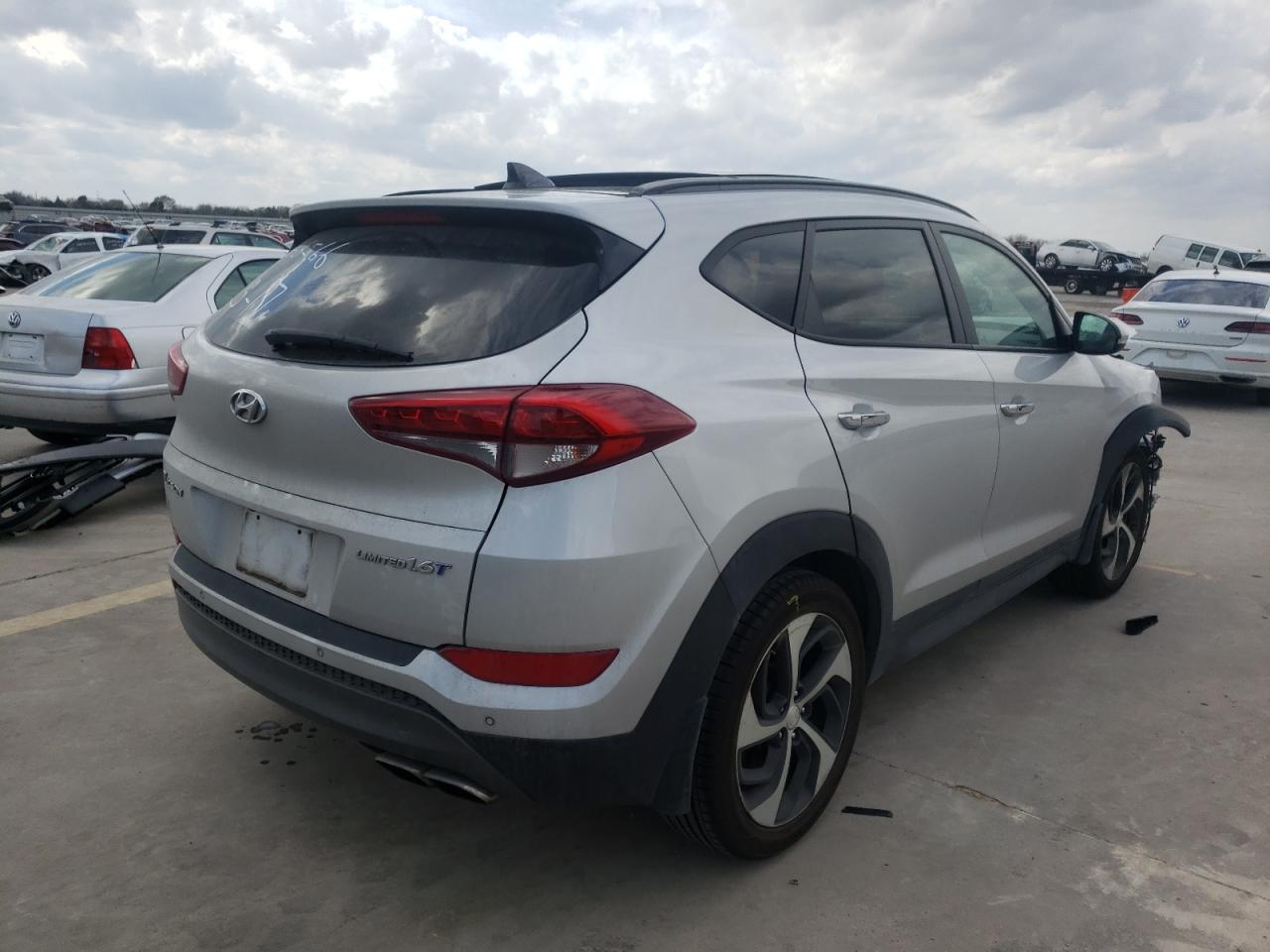 Photo 4 from auction – 2016 HYUNDAI TUCSON LIM with VIN KM8J33A22GU224138