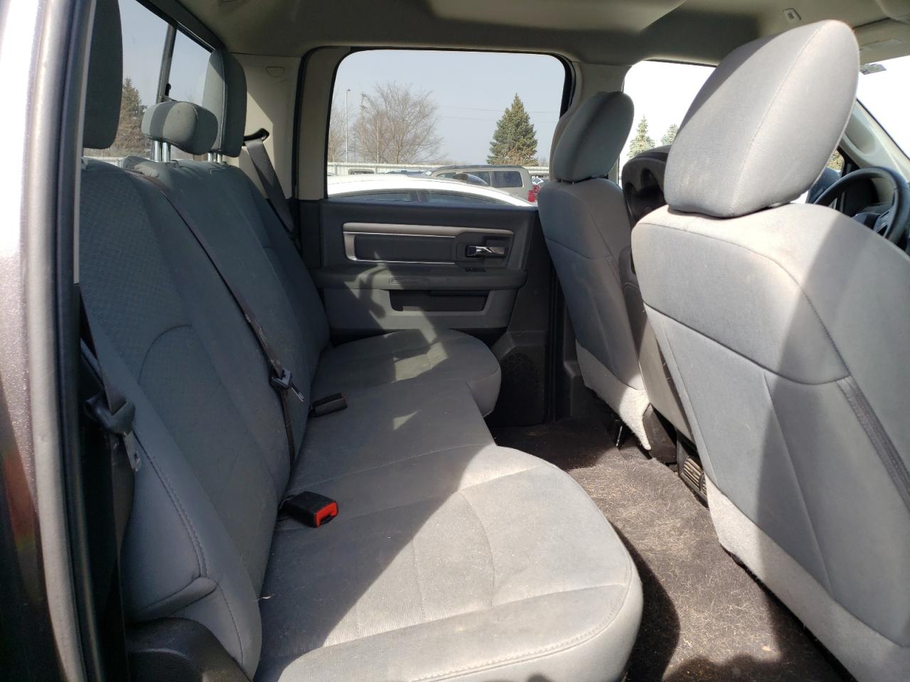 Photo 6 from auction – 2019 RAM 1500 CLASS with VIN 1C6RR7TT2KS658915