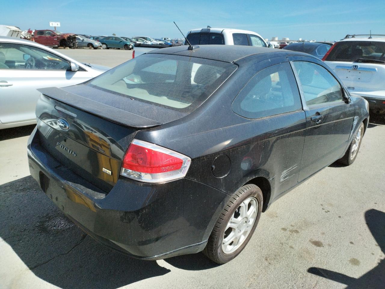 Photo 4 from auction – 2008 FORD FOCUS SE with VIN 1FAHP33NX8W141518
