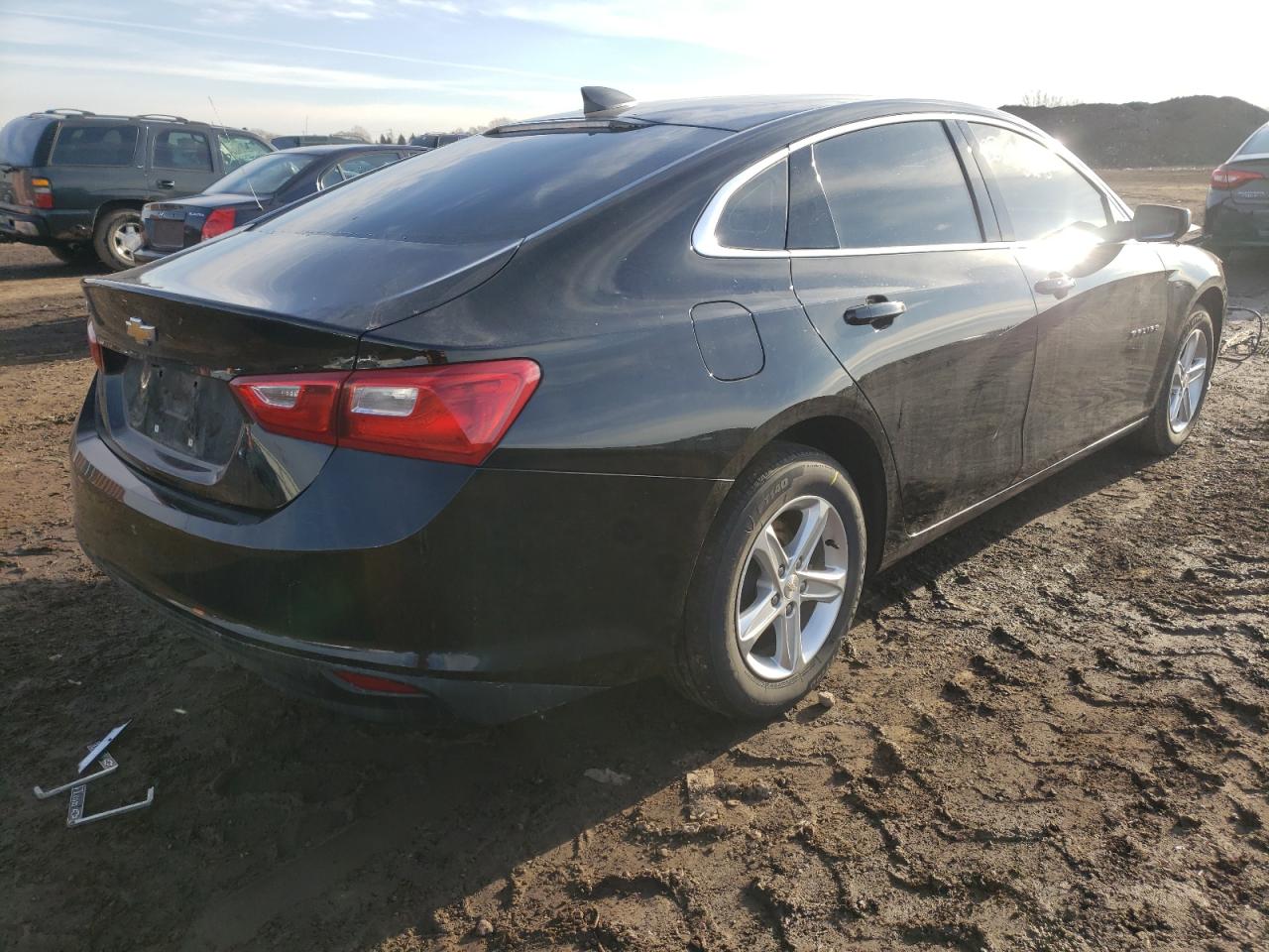 Photo 4 from auction – 2019 CHEVROLET MALIBU LS with VIN 1G1ZB5ST2KF223476