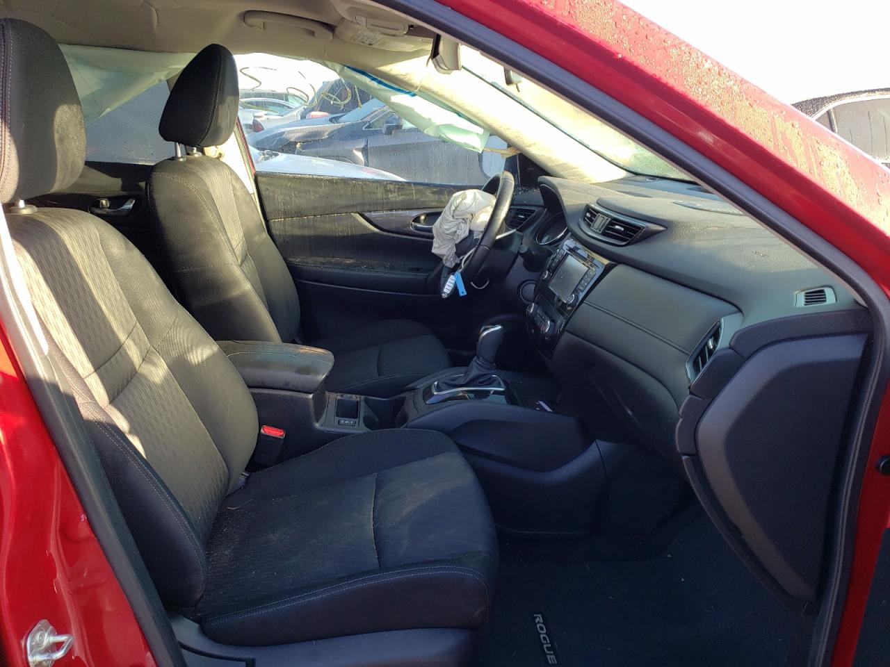 Photo 5 from auction – 2017 NISSAN ROGUE S with VIN JN8AT2MTXHW408059
