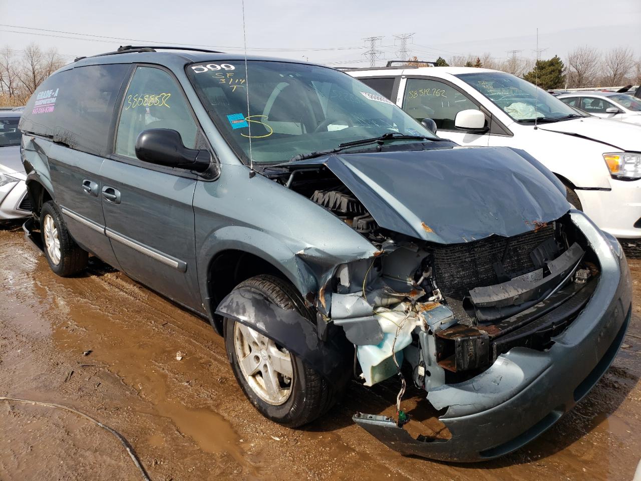 CHRYSLER TOWN & COU 2007 with VIN 2A4GP54L97R298652 - Photo from auction