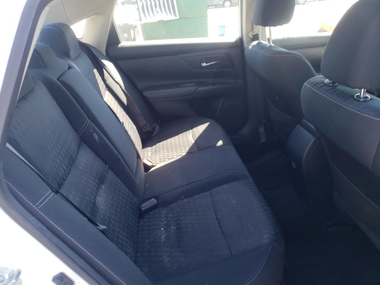 Photo 6 from auction – 2017 NISSAN ALTIMA 2.5 with VIN 1N4AL3AP4HC253511