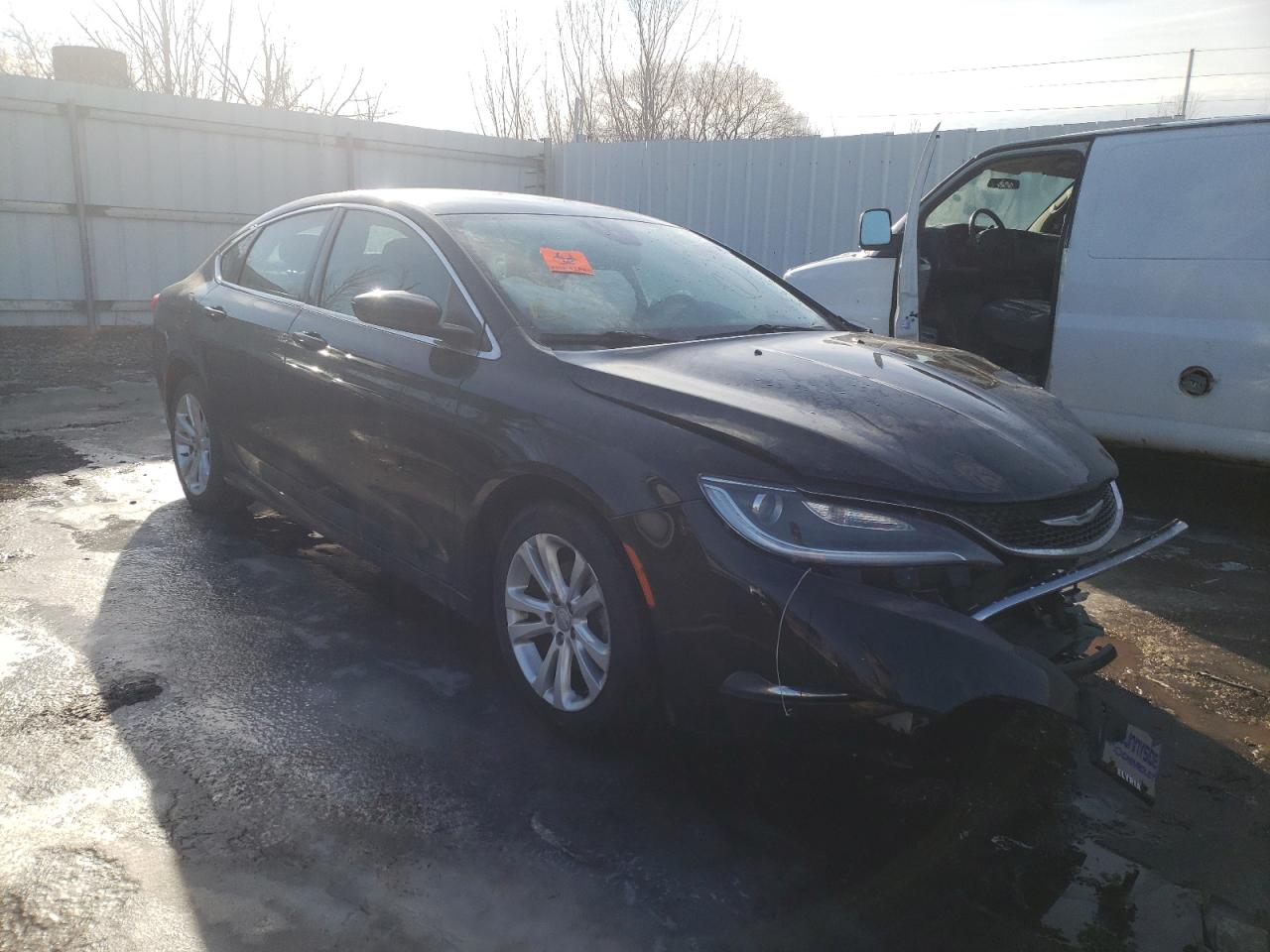 CHRYSLER 200 LIMITE 2015 with VIN 1C3CCCAB7FN526843 - Photo from auction