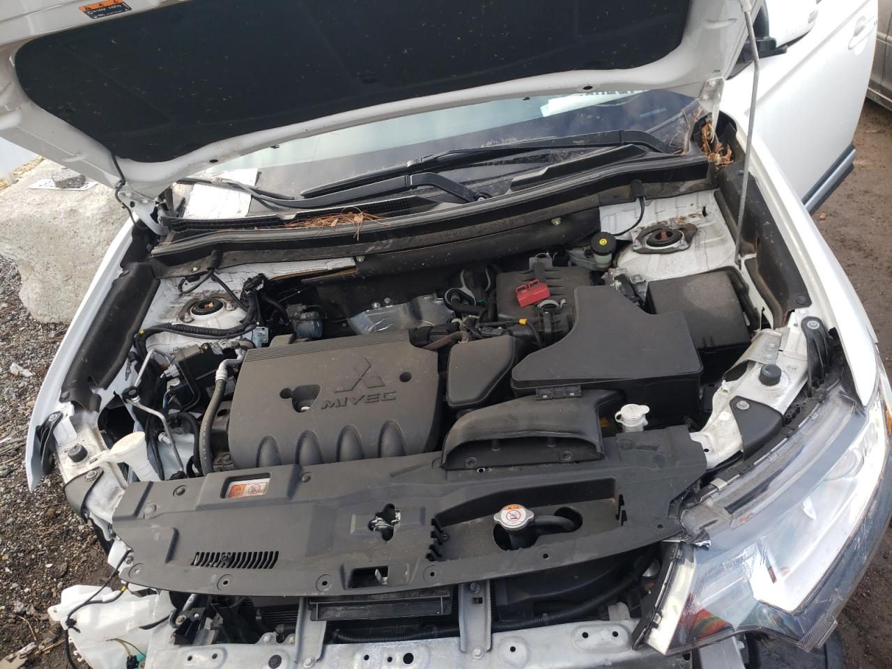 Photo 7 from auction – 2018 MITSUBISHI OUTLANDER with VIN JA4AZ3A34JZ038293