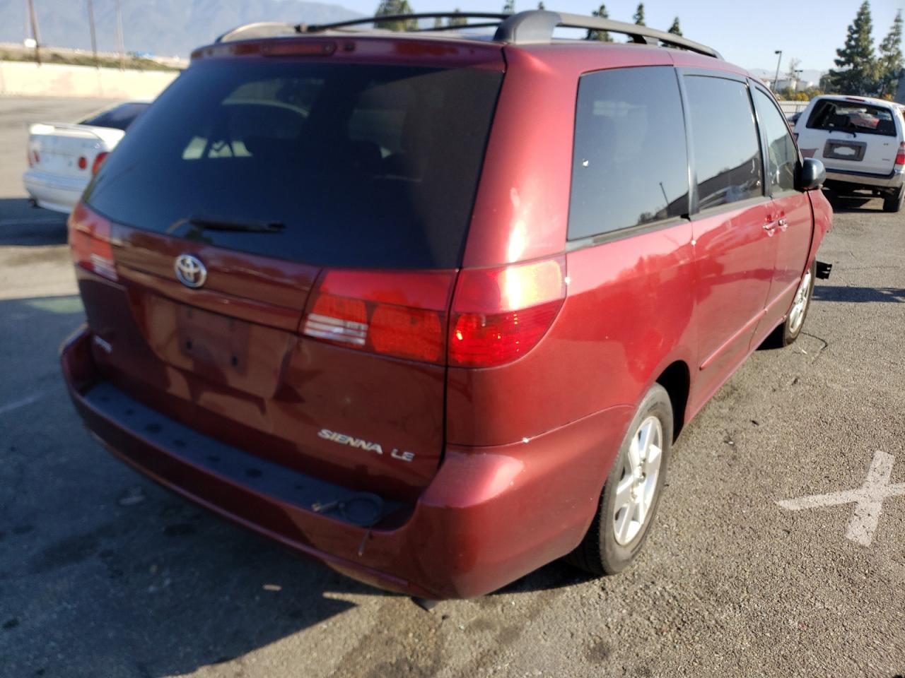 Photo 4 from auction – 2004 TOYOTA SIENNA CE with VIN 5TDZA23C04S155141