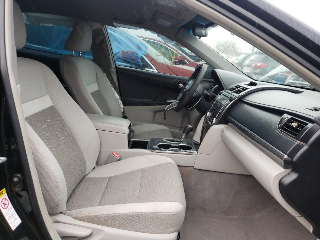 Photo 5 from auction – 2012 TOYOTA CAMRY HYBR with VIN 4T1BD1FK8CU024972
