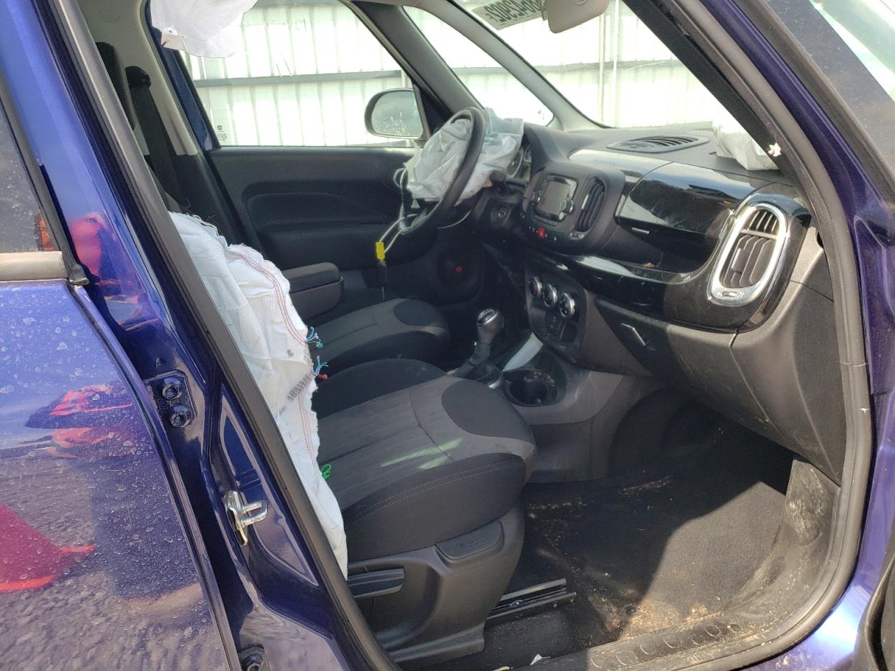 Photo 5 from auction – 2015 FIAT 500L TREKK with VIN ZFBCFADH2FZ033574