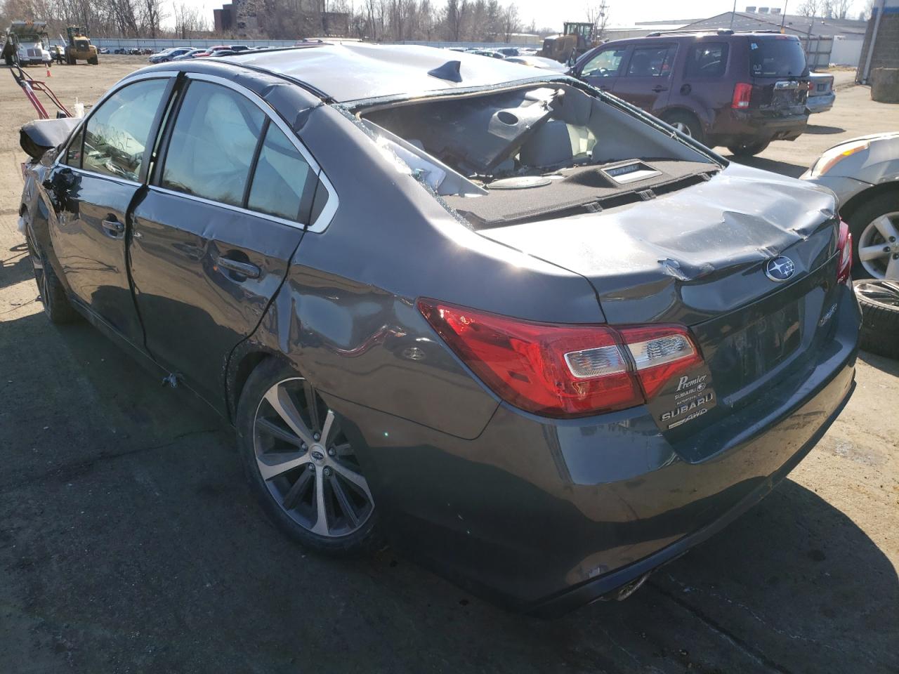 Photo 3 from auction – 2018 SUBARU LEGACY 2.5 with VIN 4S3BNAK61J3004978
