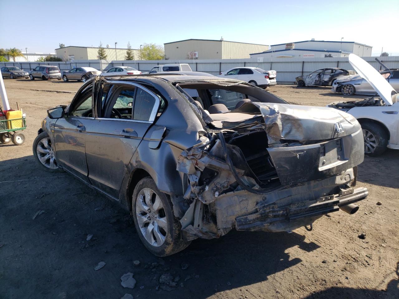 Photo 3 from auction – 2008 HONDA ACCORD EX with VIN JHMCP26748C032919
