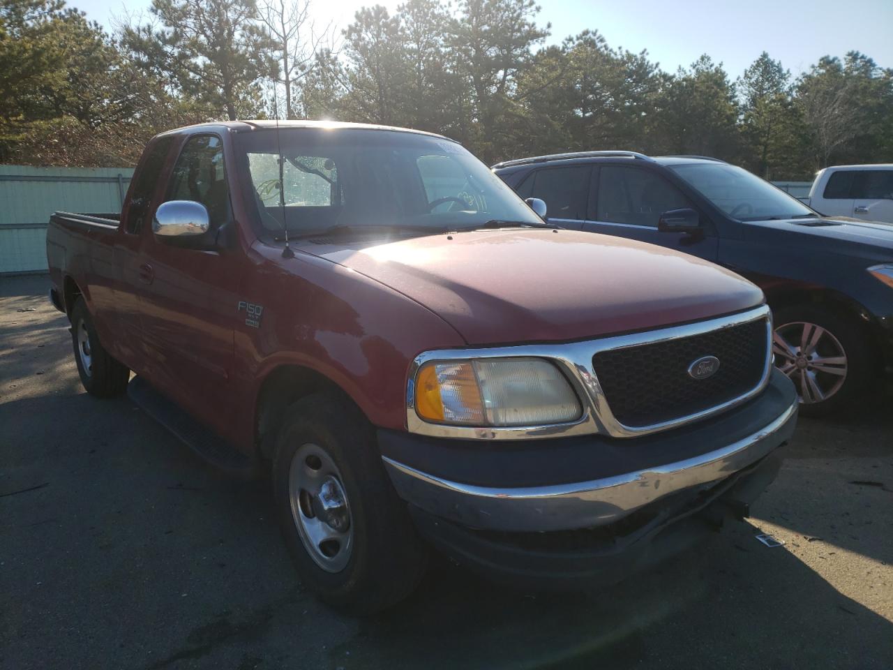 FORD F150 2000 with VIN 1FTRX17W2YNC38269 - Photo from auction