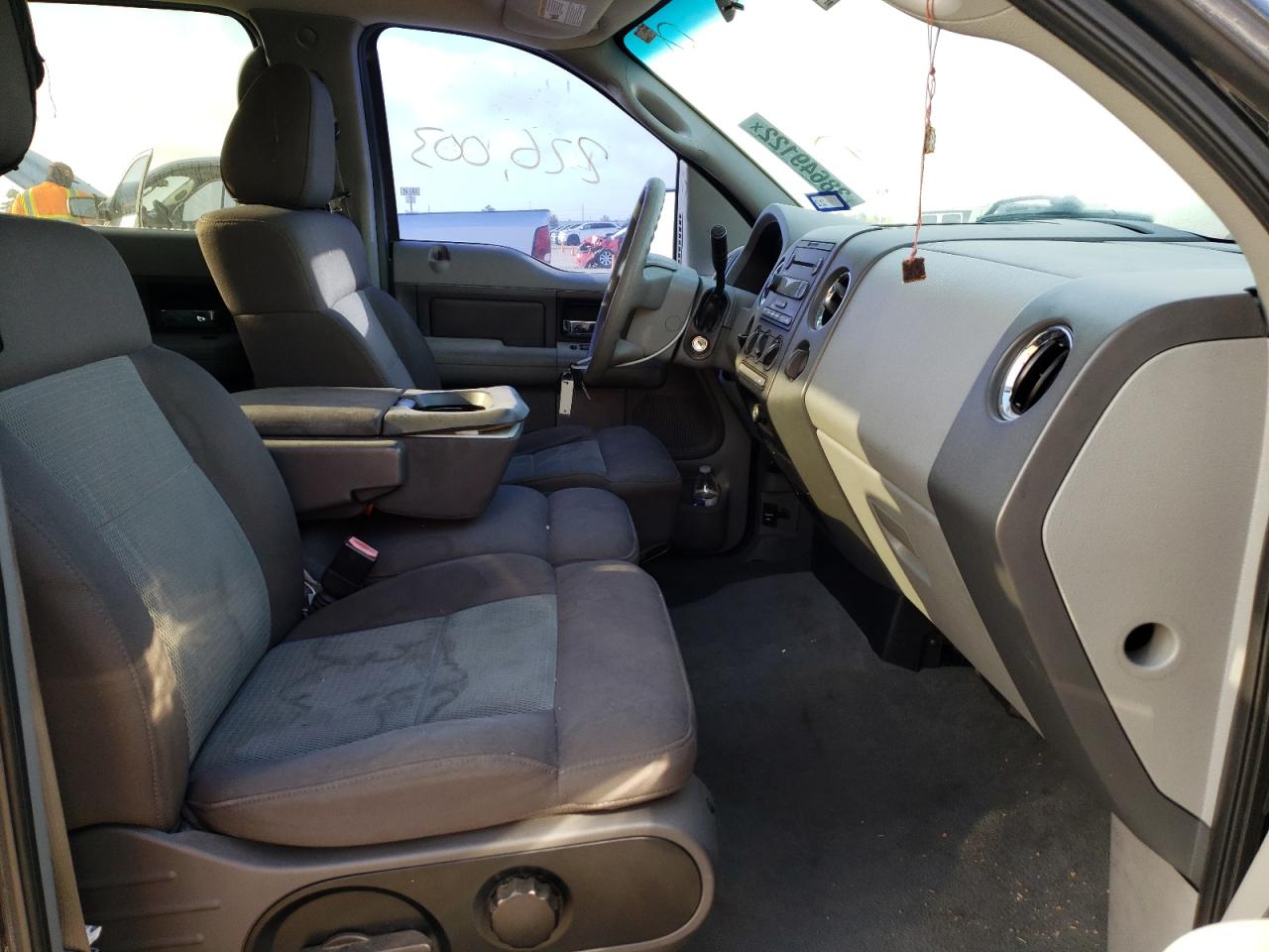 Photo 5 from auction – 2004 FORD F150 SUPER with VIN 1FTRW12WX4KC90352