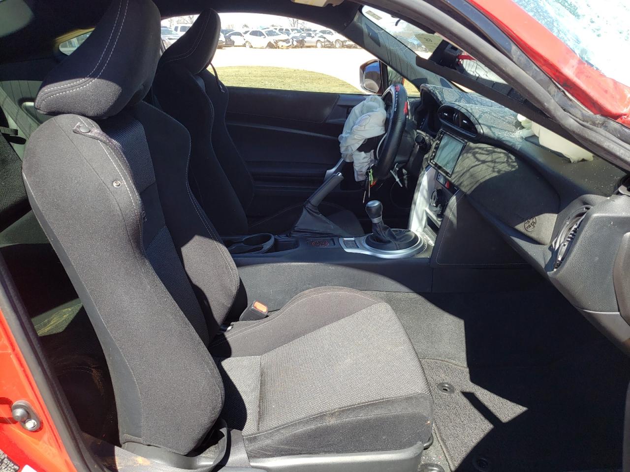 Photo 5 from auction – 2017 TOYOTA 86 BASE with VIN JF1ZNAA16H8703708