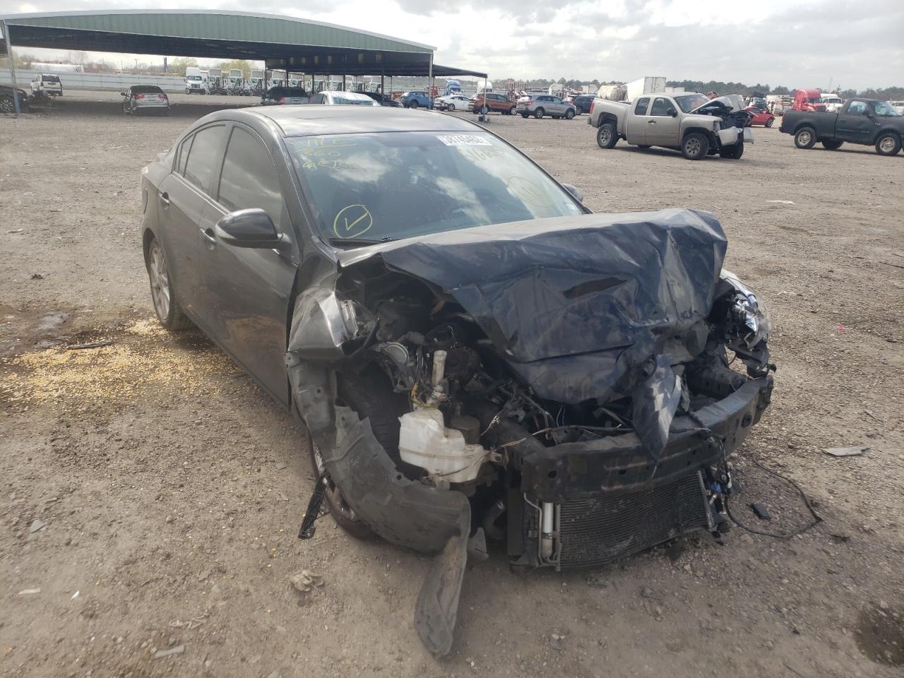 MAZDA 3 S 2012 with VIN JM1BL1W53C1516635 - Photo from auction