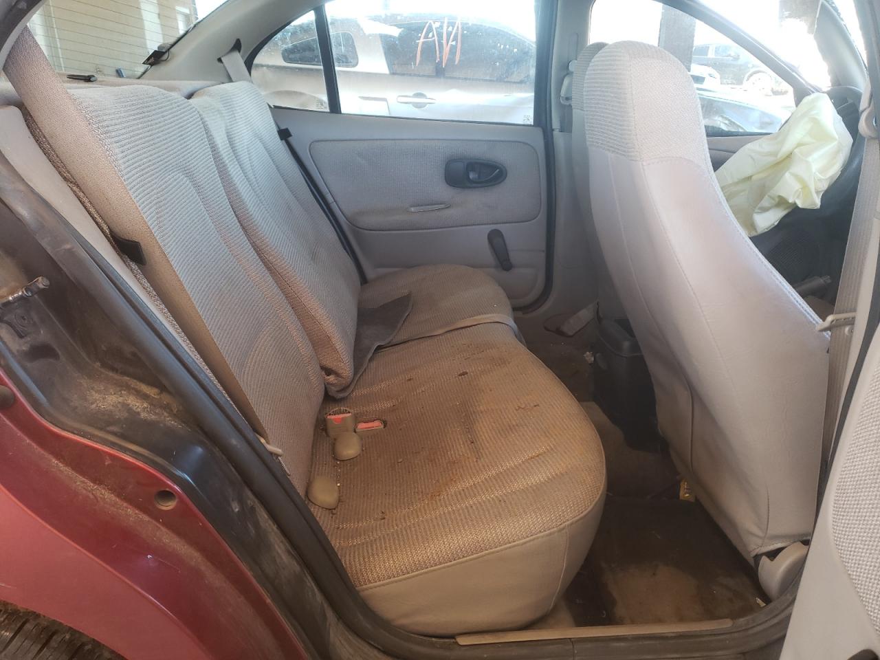 Photo 6 from auction – 2000 SATURN SL with VIN 1G8ZF528XYZ129810
