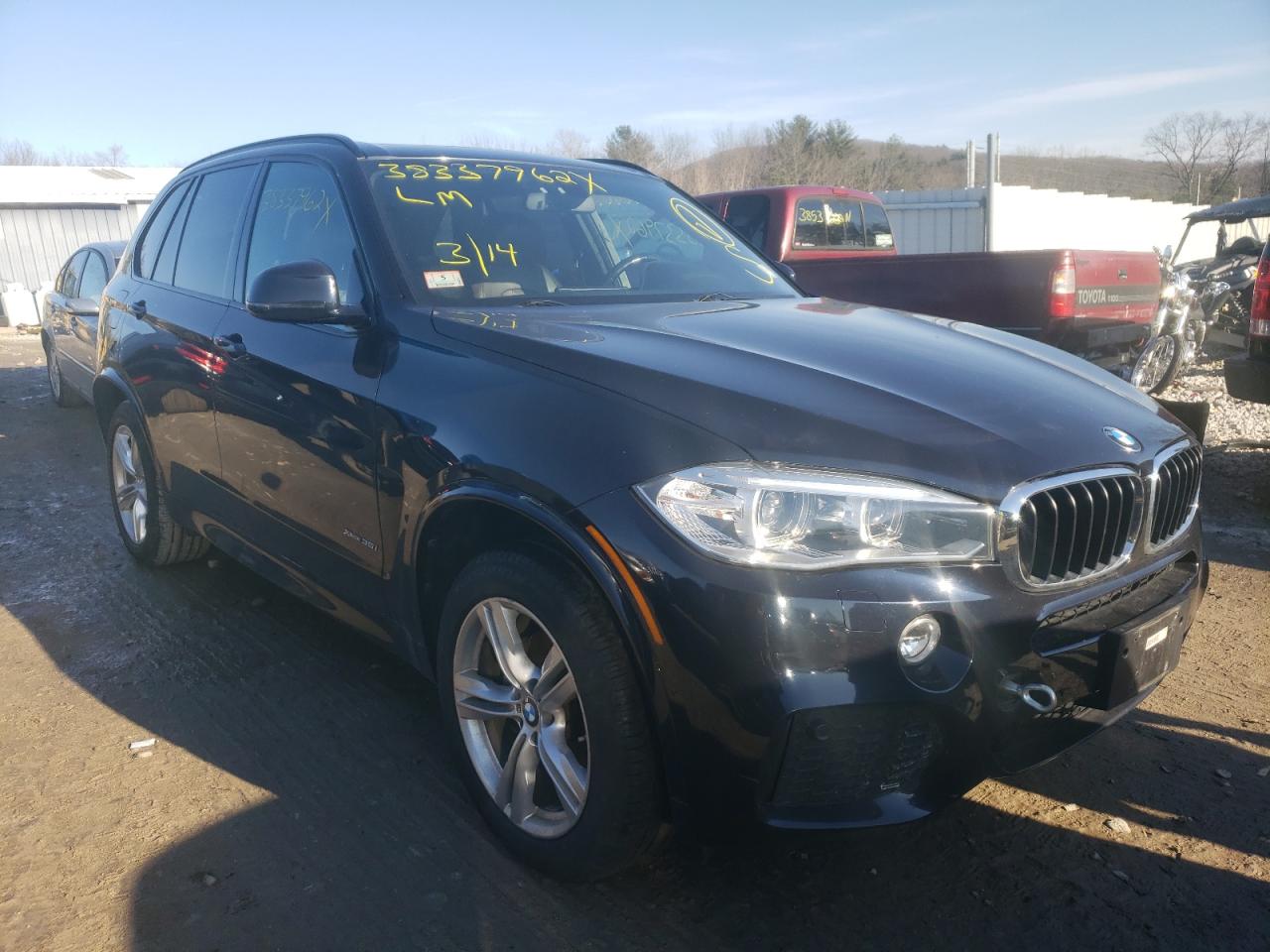 BMW X5 XDRIVE3 2015 with VIN 5UXKR0C5XF0P17180 - Photo from auction
