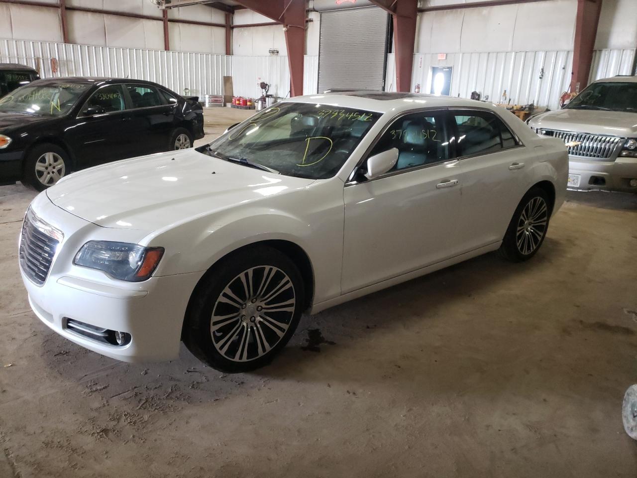 Photo 2 from auction – 2012 CHRYSLER 300 with VIN 2C3CCAAG8CH108490