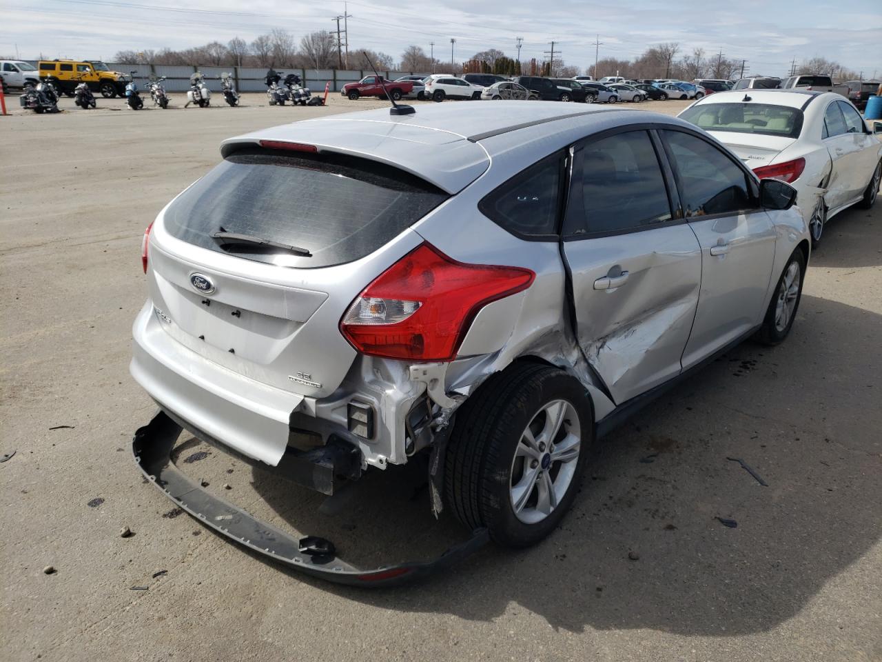 Photo 4 from auction – 2014 FORD FOCUS with VIN 1FADP3K22EL381858