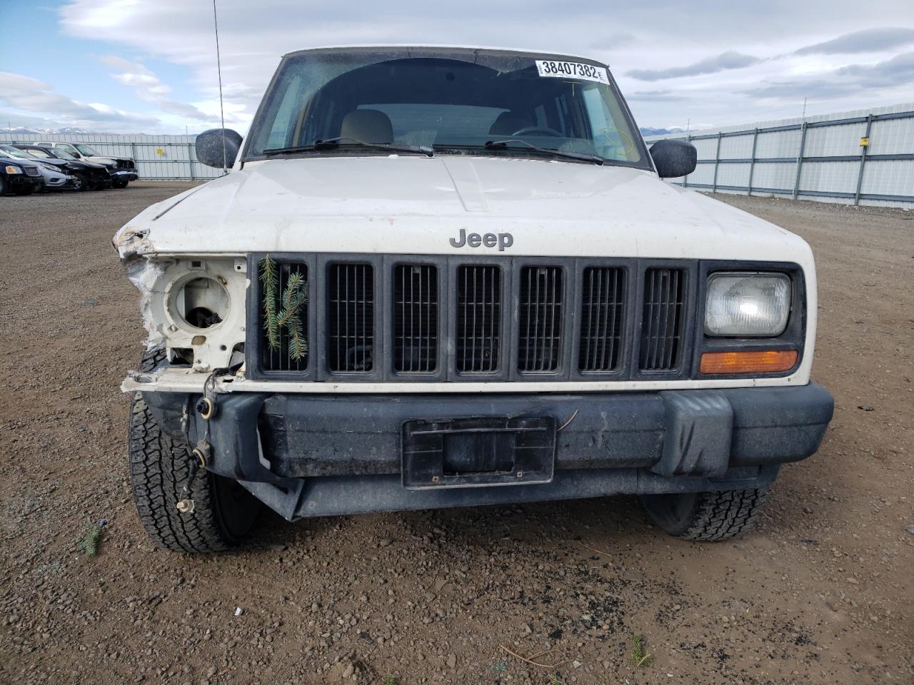 Photo 9 from auction – 1997 JEEP CHEROKEE S with VIN 1J4FJ28S3VL553282