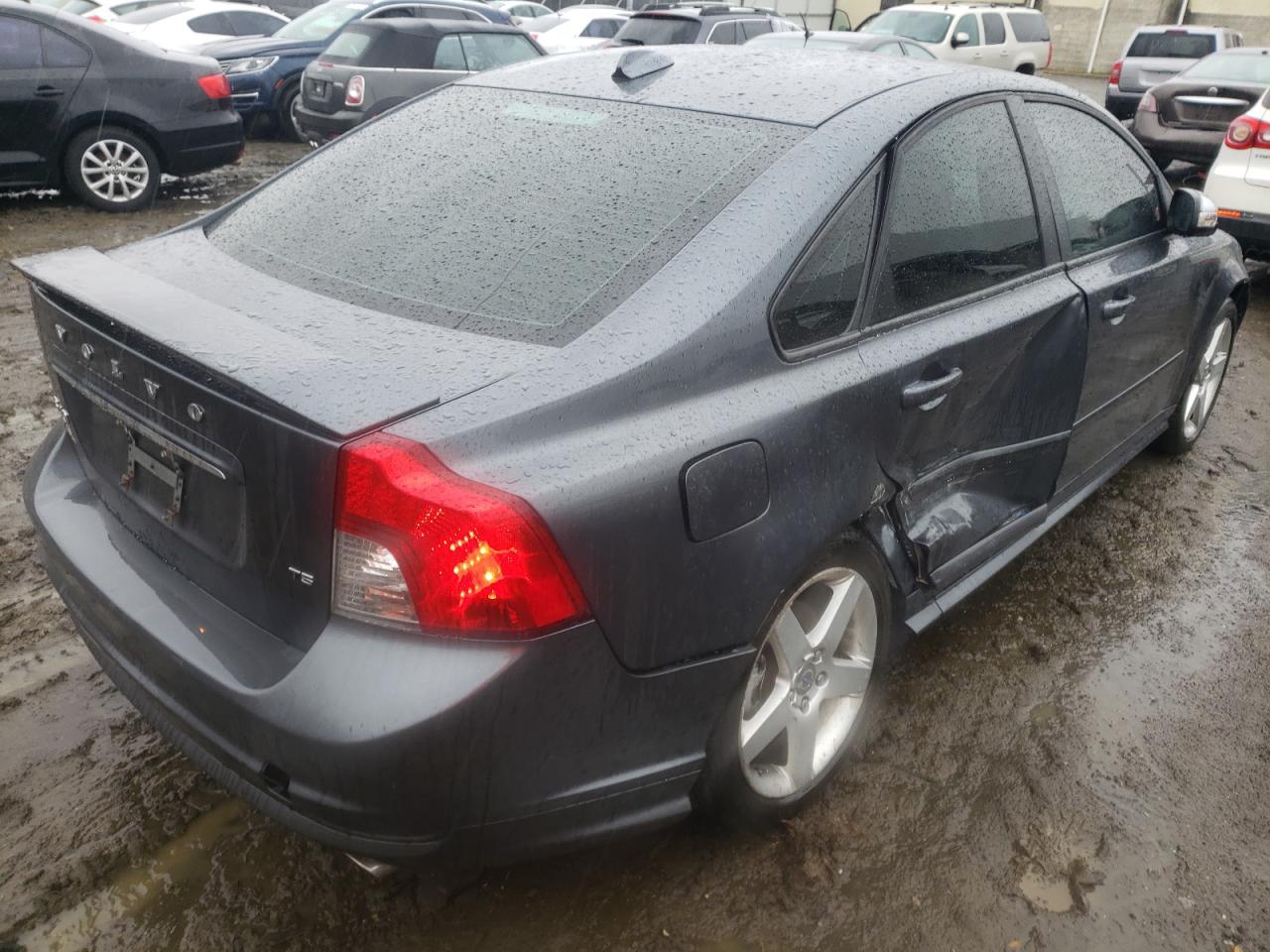 Photo 4 from auction – 2010 VOLVO S40 T5 with VIN YV1672MS8A2501750