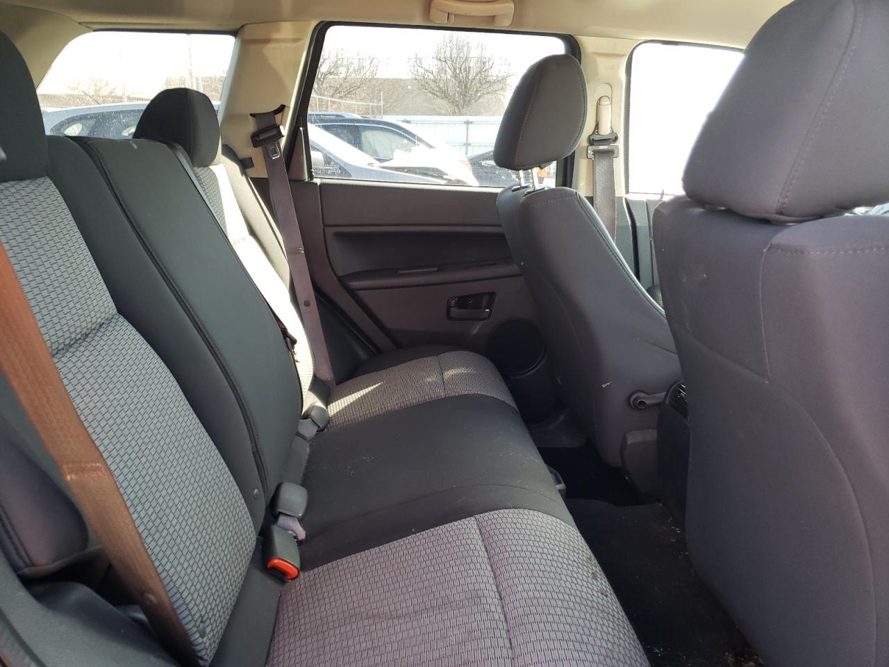Photo 6 from auction – 2008 JEEP GRAND CHER with VIN 1J8GR48K38C143769