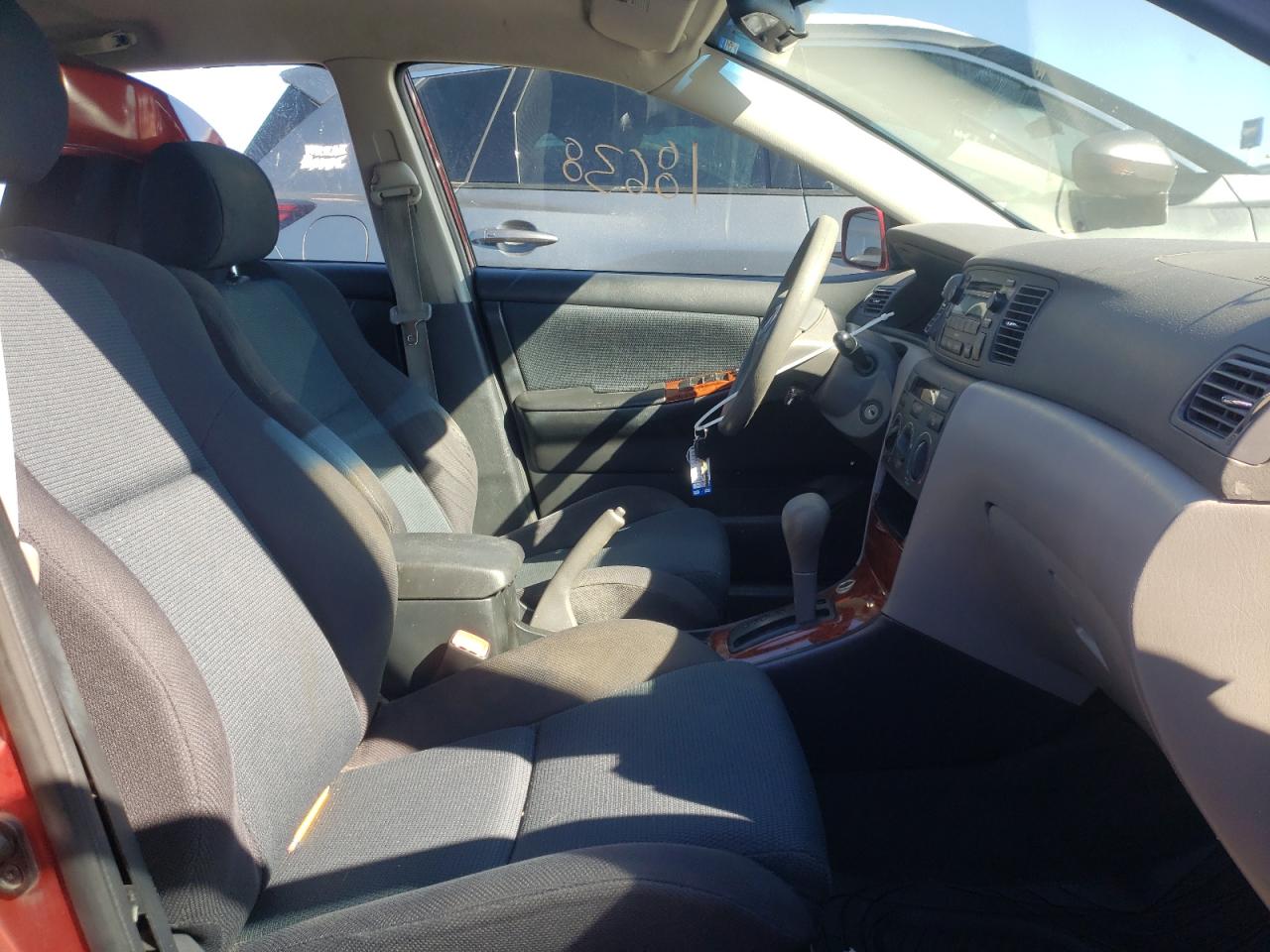 Photo 5 from auction – 2008 TOYOTA COROLLA CE with VIN 1NXBR32E58Z995223