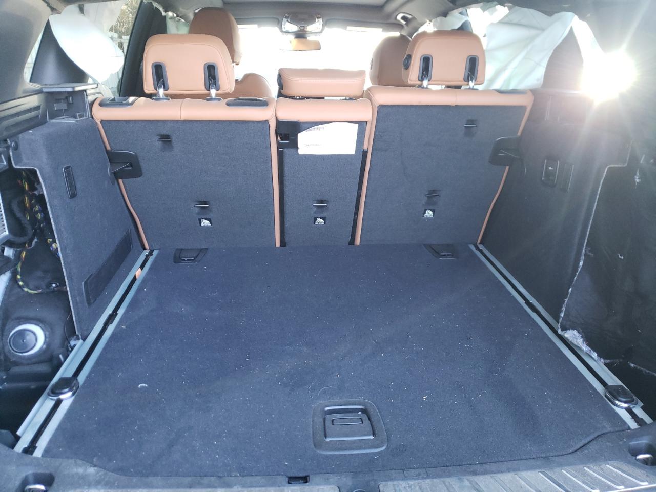 Photo 9 from auction – 2019 BMW X3 XDRIVE3 with VIN 5UXTR9C51KLR03532