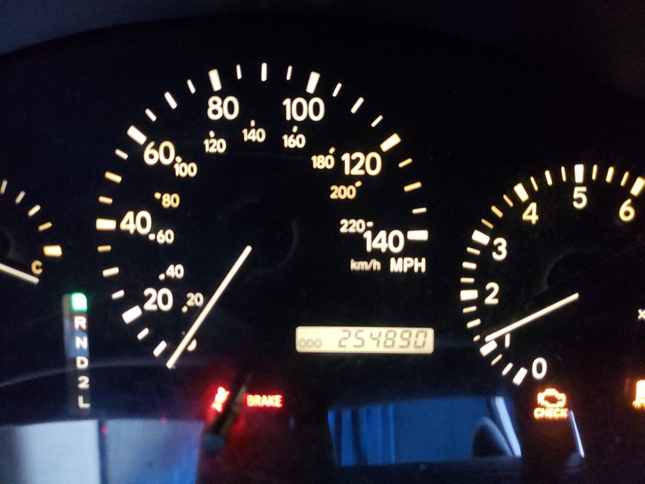 Photo 8 from auction – 1999 LEXUS RX 300 with VIN JT6HF10UXX0050030