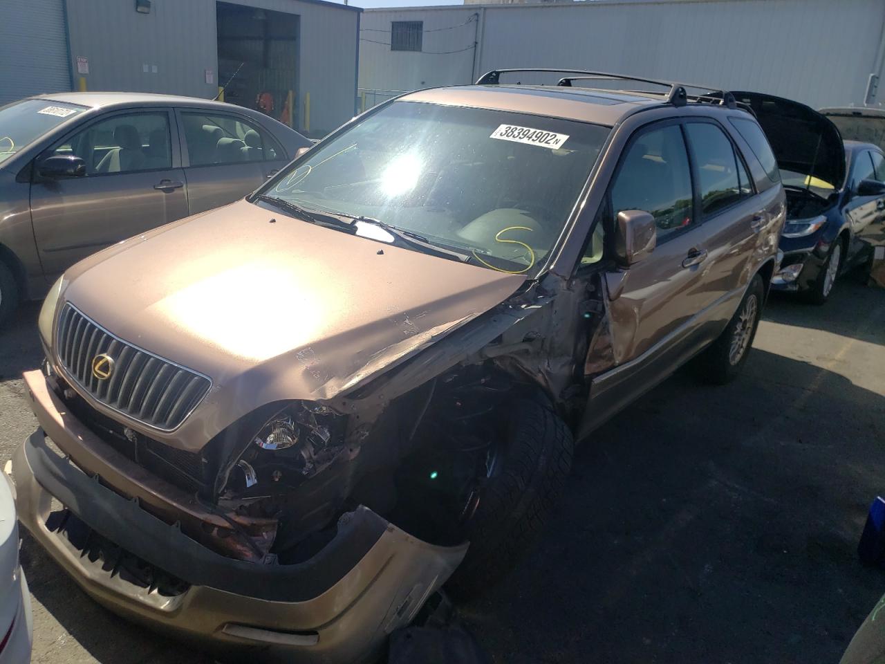 Photo 2 from auction – 1999 LEXUS RX 300 with VIN JT6HF10U2X0061992