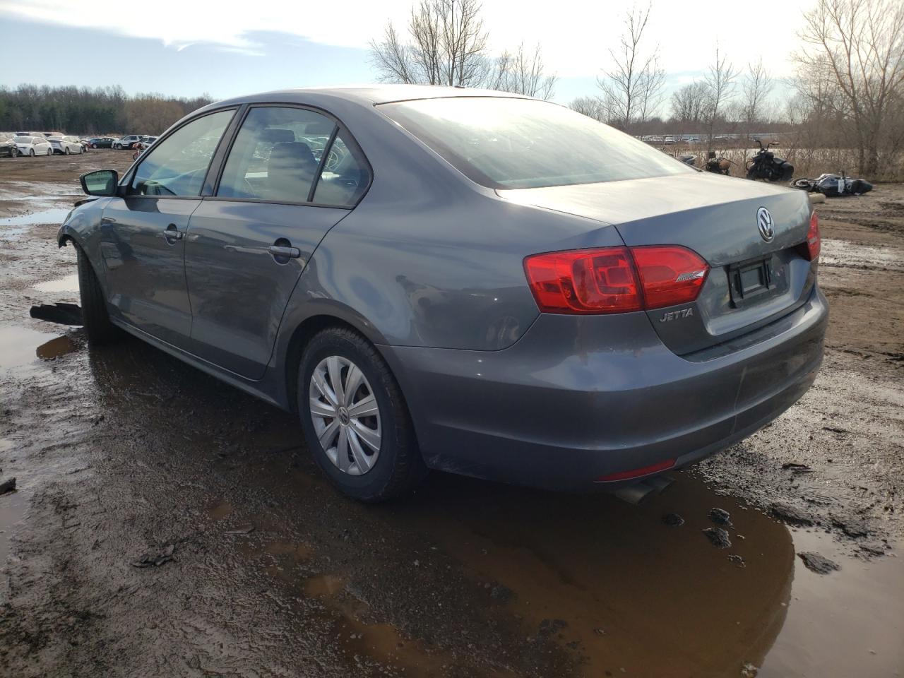 Photo 3 from auction – 2014 VOLKSWAGEN JETTA BASE with VIN 3VW2K7AJ1EM328483
