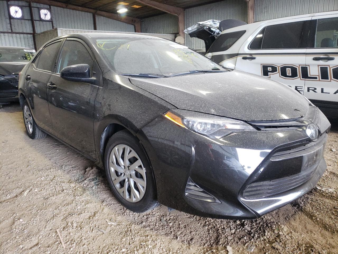 TOYOTA COROLLA L 2019 with VIN 5YFBURHE3KP894179 - Photo from auction