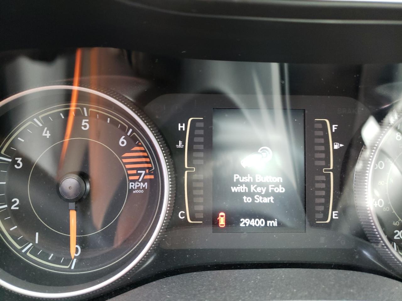Photo 8 from auction – 2019 JEEP CHEROKEE L with VIN 1C4PJLLBXKD285957