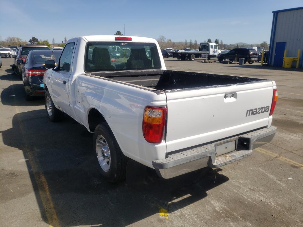 Photo 3 from auction – 2005 MAZDA B2300 with VIN 4F4YR12D55PM03380