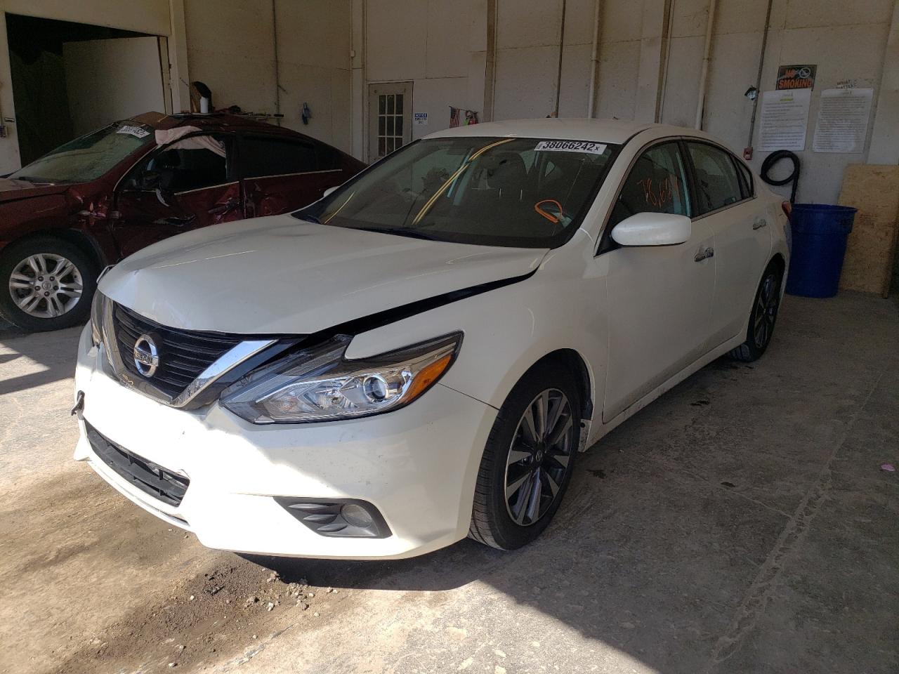Photo 2 from auction – 2017 NISSAN ALTIMA 2.5 with VIN 1N4AL3AP1HC212012