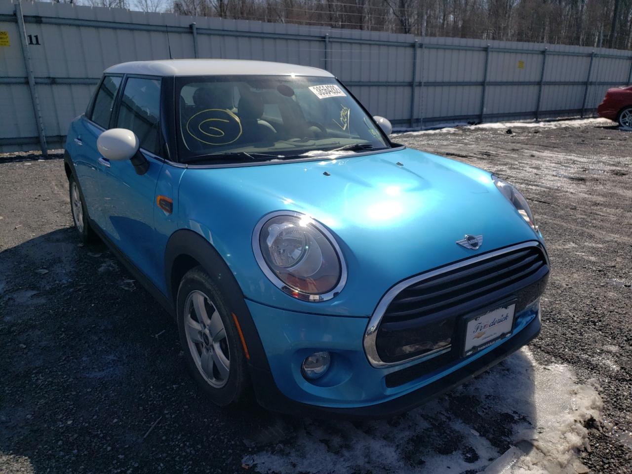 MINI COOPER 2016 with VIN WMWXU1C5XG2E16619 - Photo from auction