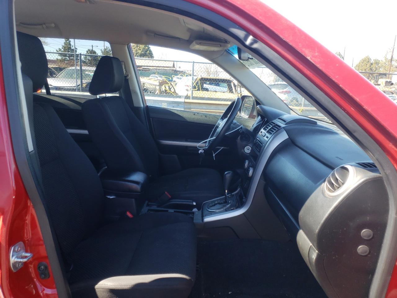 Photo 5 from auction – 2012 SUZUKI GRAND VITA with VIN JS3TD0D69C4100936