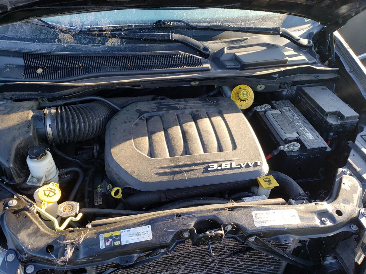 Photo 7 from auction – 2015 CHRYSLER TOWN & COU with VIN 2C4RC1HG5FR657008