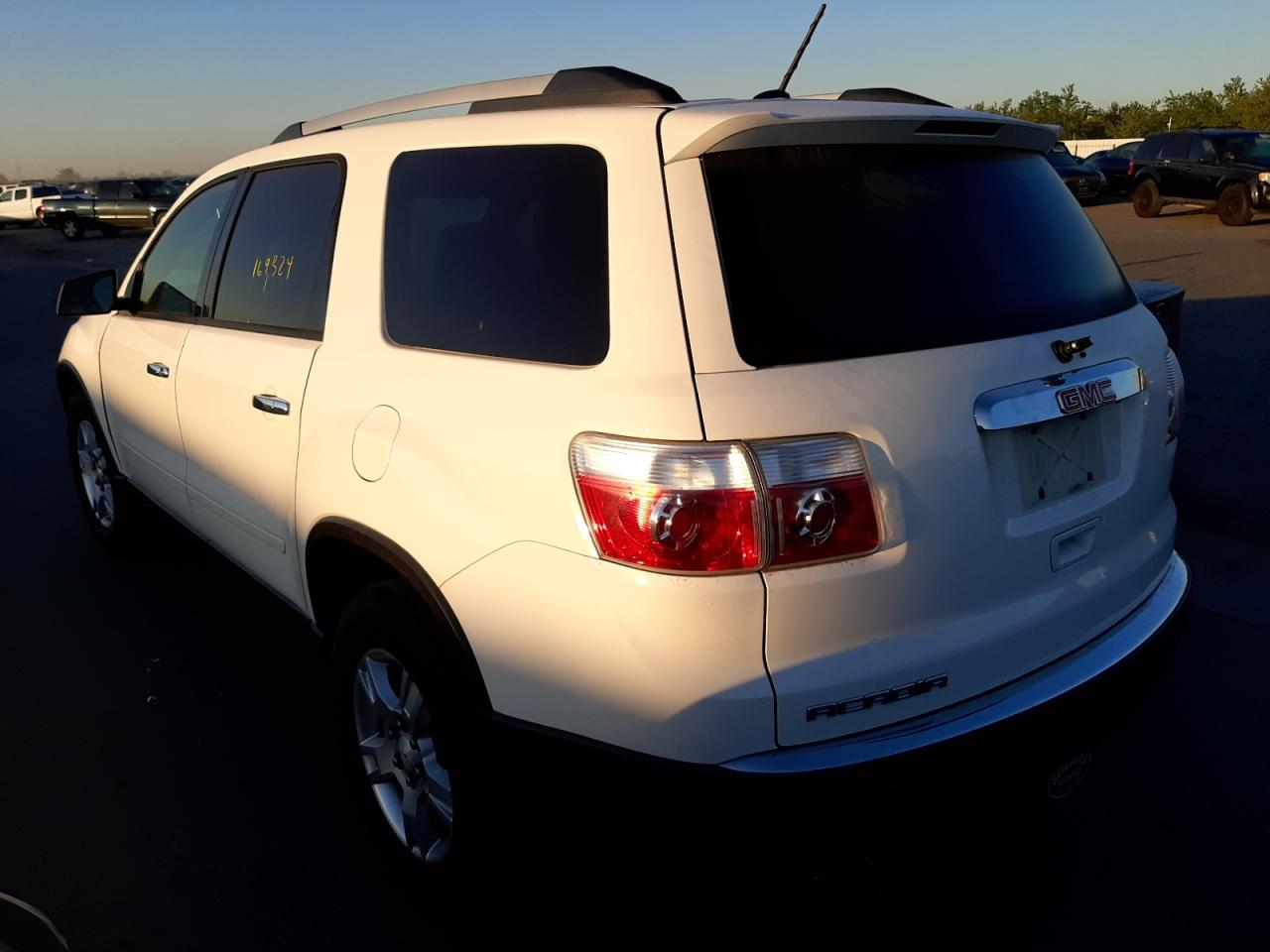 Photo 3 from auction – 2011 GMC ACADIA SLE with VIN 1GKKRPED7BJ267849