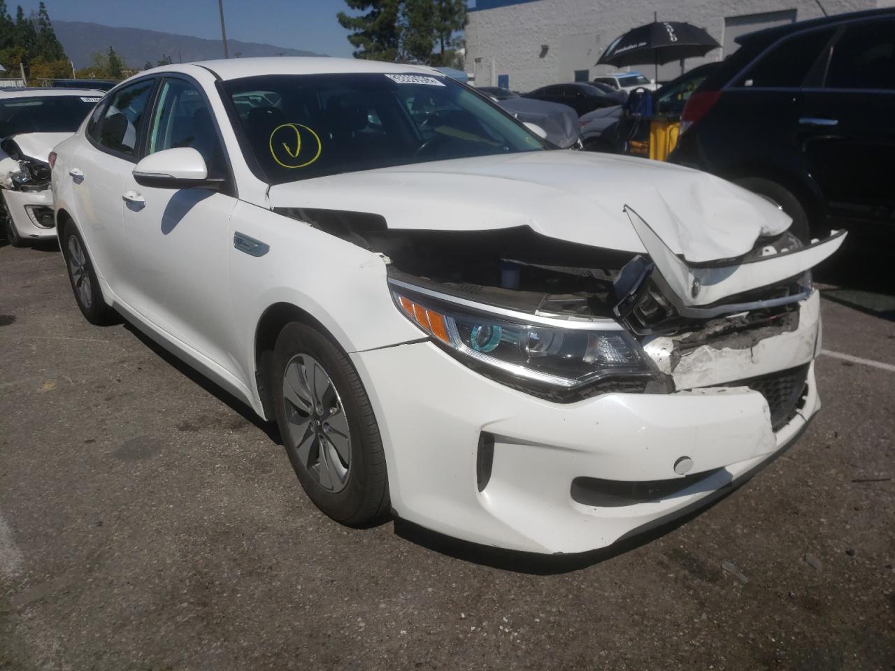 KIA OPTIMA HYB 2017 with VIN KNAGT4LC8H5008703 - Photo from auction