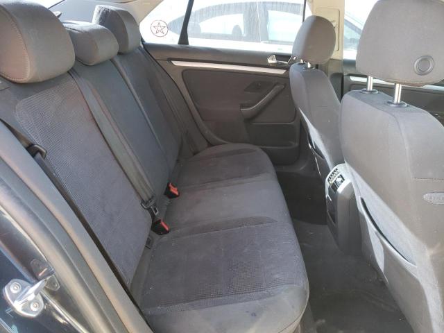 Photo 6 from auction – 2005 VOLKSWAGEN JETTA with VIN 3VWPG71KX5M622786