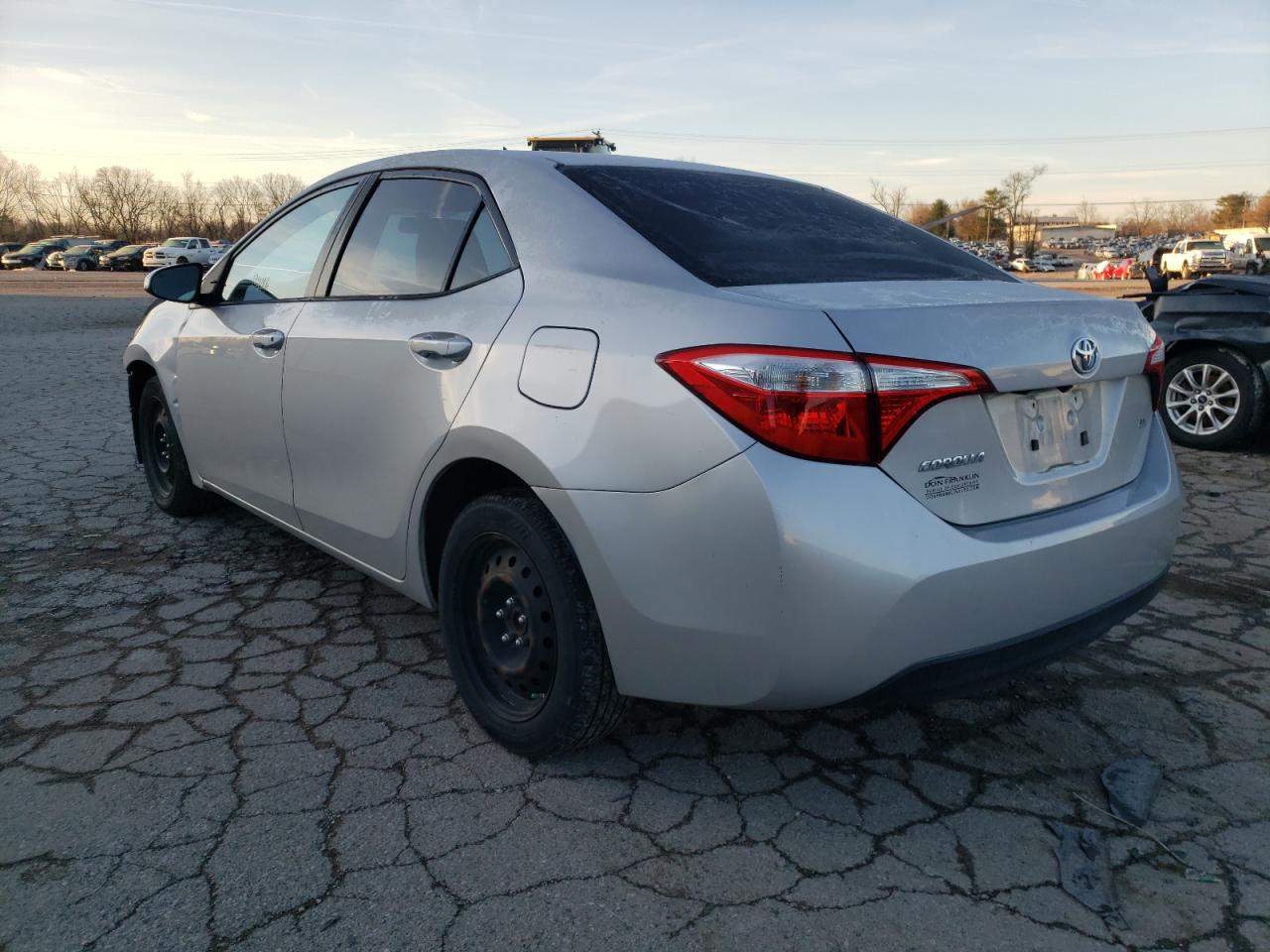 Photo 3 from auction – 2015 TOYOTA COROLLA L with VIN 2T1BURHE1FC298512