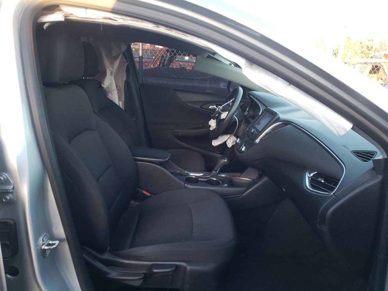 Photo 5 from auction – 2016 CHEVROLET MALIBU LT with VIN 1G1ZE5ST4GF230606
