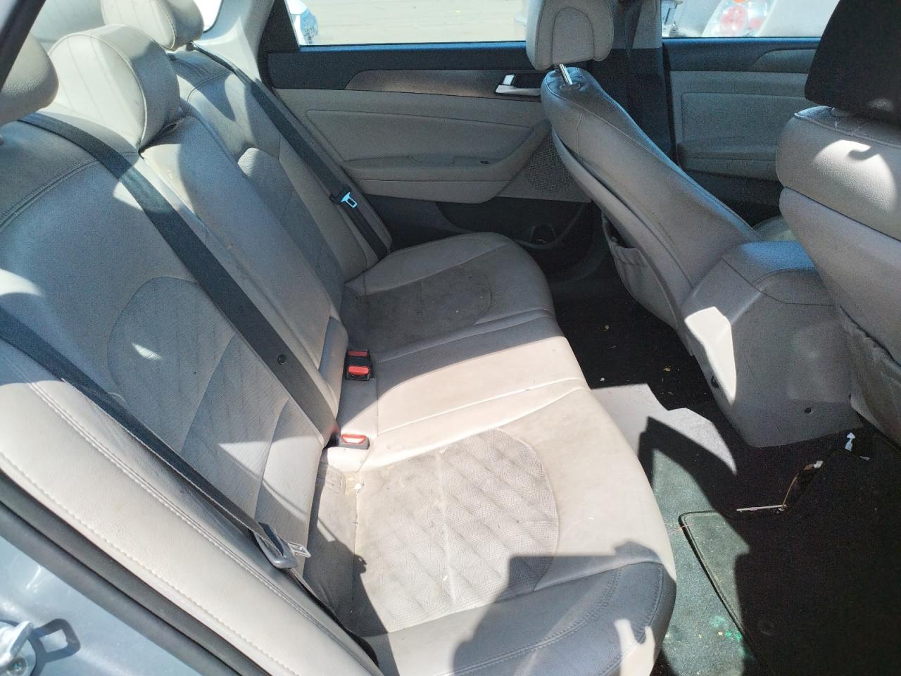 Photo 6 from auction – 2015 HYUNDAI SONATA SPO with VIN 5NPE34AF4FH222222