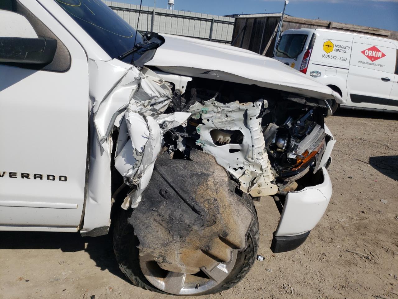 Photo 9 from auction – 2016 CHEVROLET SILVERADO with VIN 3GCUKREC9GG159902