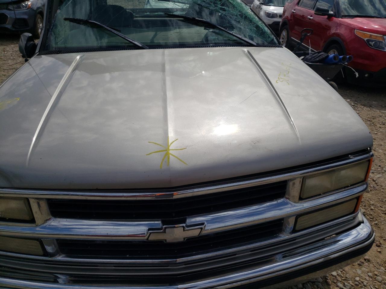 Photo 7 from auction – 1998 CHEVROLET GMT-400 C1 with VIN 1GCEC19M8WE252535