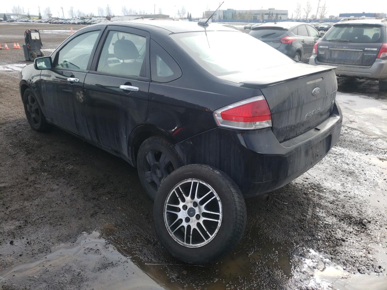 Photo 3 from auction – 2011 FORD FOCUS with VIN 1FAHP3FN0BW138730