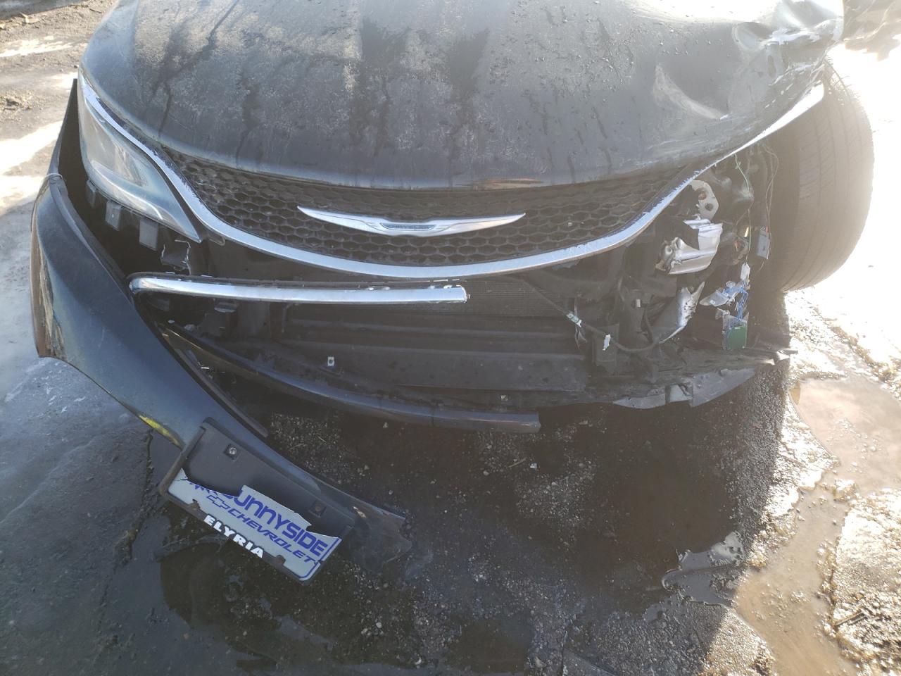 Photo 9 from auction – 2015 CHRYSLER 200 LIMITE with VIN 1C3CCCAB7FN526843
